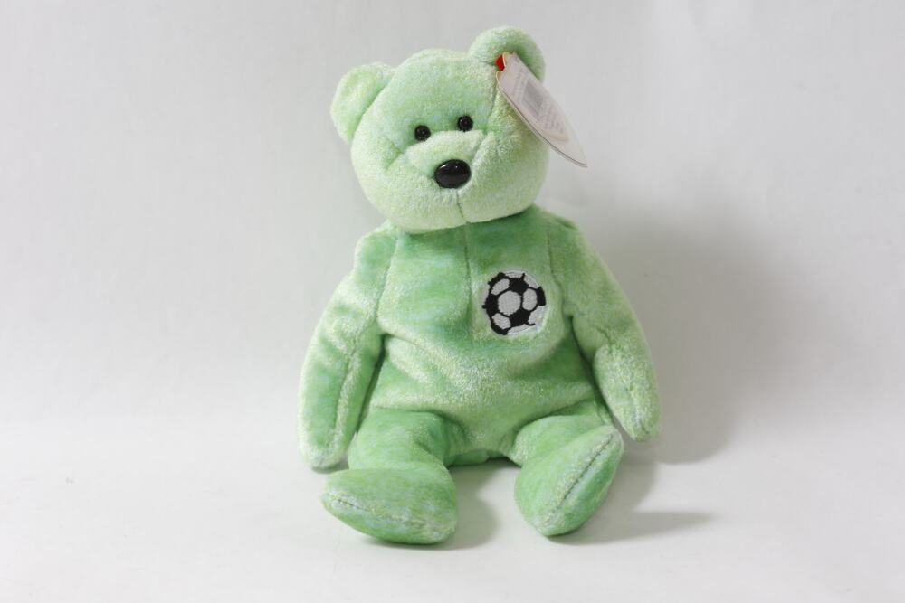 1990s Ty Beanie Baby Kicks the Soccer Bear Green Plush w Tag ~ 260917-WH 721